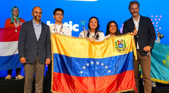 Equipo zuliano «Robotic Dreamers», invitado de honor en la Olimpiada Mundial de Robótica 2025