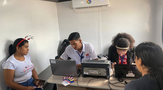 SEDEMAT inicia jornada de registro simple y pago de tributos en mercados populares de Maracaibo