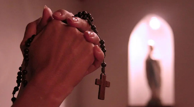 Día de los Fieles Difuntos: Así puedes sumarte al millón de rosarios por las almas del purgatorio