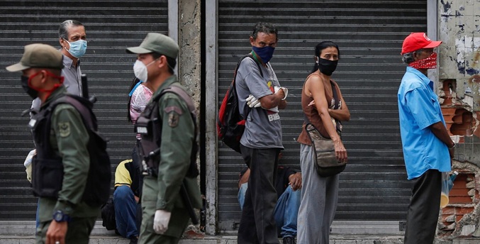 Seguridad y economía son las mayores preocupaciones del venezolano, según Consultores 21