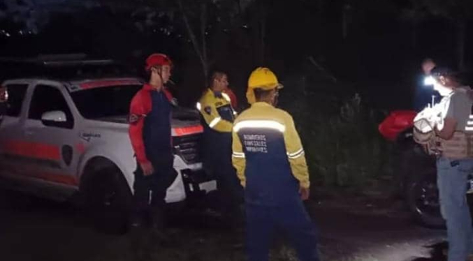 Autoridades activan búsqueda de tres personas en montaña de San Cristóbal