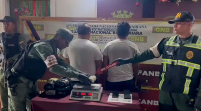 Dos detenidos con 10 envoltorios de marihuana en Falcón