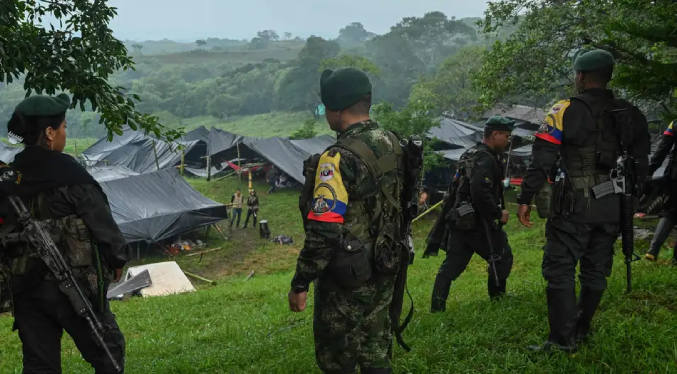 Iván Mordisco amenaza al gobierno de Colombia por bombardeos