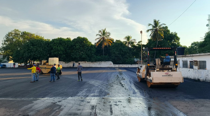 La Alcaldía de Maracaibo rehabilita el estacionamiento del Teatro Niños Cantores