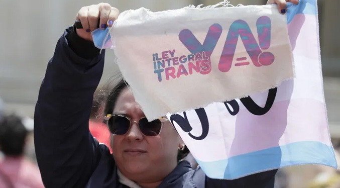 Los colombianos podrán identificarse como ‘trans’ y ‘no binario’ en sus documentos de identidad