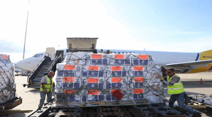 Llegan al país 250 mil dosis de vacunas pentavalentes