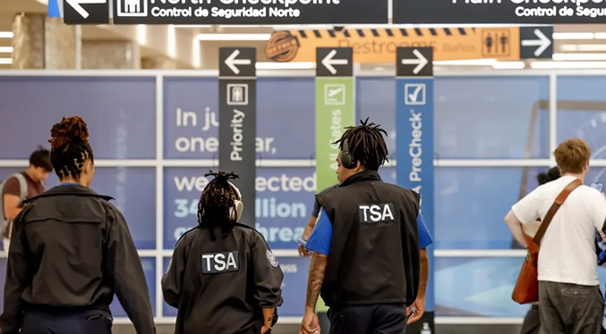 Tormentas en EEUU complican el inicio de una temporada de viajes por Acción de Gracias