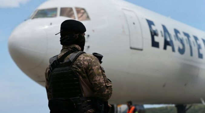 Gobierno asegura que EEUU pidió «permisos especiales» para enviar un vuelo de migrantes