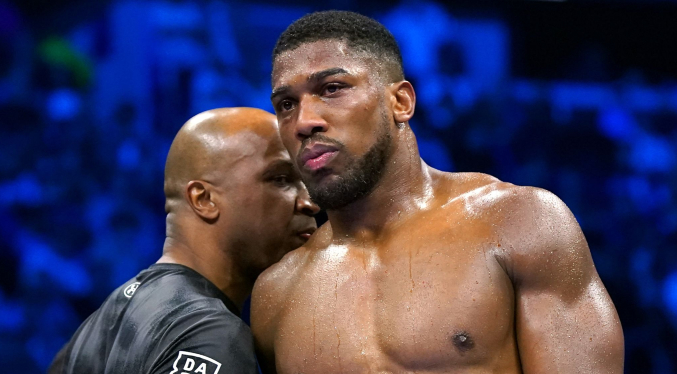 El boxeador Anthony Joshua, herido en un accidente de tráfico en Nigeria