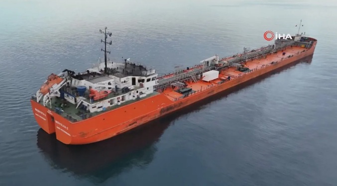 Un buque «fantasma» ruso, varado ante la costa de Bulgaria tras un ataque ucraniano