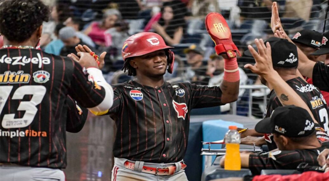 Cardenales inscribe su nombre en el Round Robin