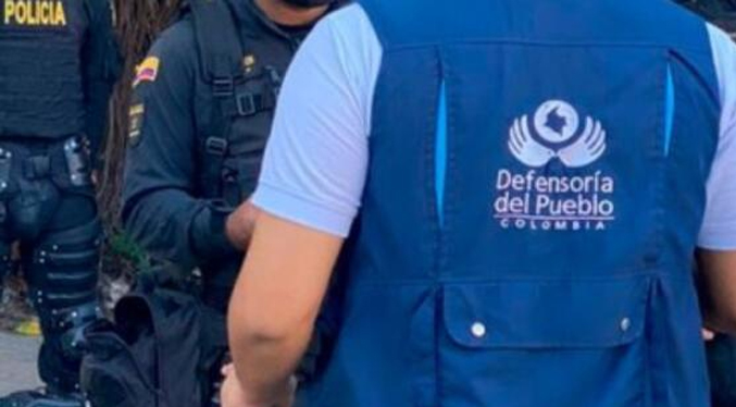 Defensoría colombiana pide el cese de la violencia guerrillera para habilitar pasos humanitarios
