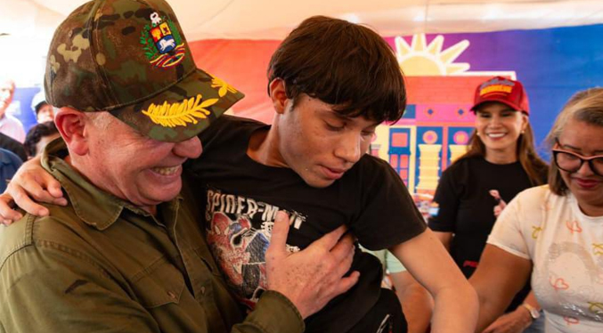 Alcalde Di Martino: «En Navidad debe prevalecer la paz, la unidad y el amor»