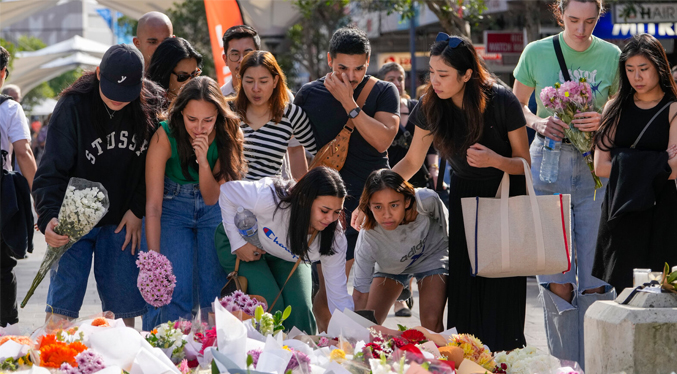 Duelo y silencio en Sídney tras el tiroteo más grave en Australia en tres décadas