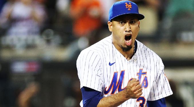 Cerrador Edwin Díaz llega a los Dodgers por tres años y 69 millones de dólares