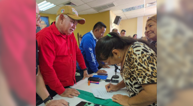 Mara: 22 consejos comunales firman convenios con el Consejo Federal de Gobierno