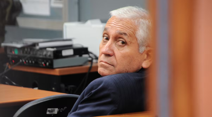 Condenan a 17 años de cárcel al exjefe policial de Chile por corrupción