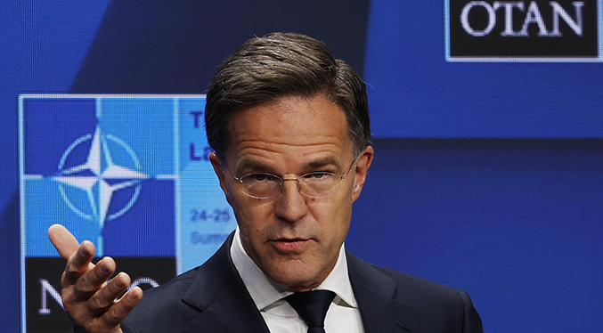 Rutte, seguro de que los «esfuerzos» de EEUU «finalmente restaurarán la paz» en Ucrania