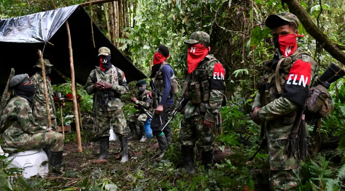 Delegación de paz colombiana rechaza paro armado del ELN en protesta por “amenazas” de Trump