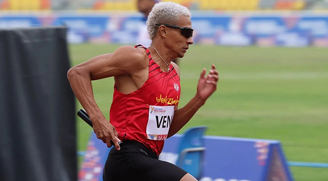 Venezuela y Colombia ganan en el 4×400, tras los oros individuales de Padrino y Licona