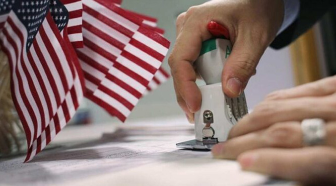 Recomiendan no viajar a quienes esperan algún estatus migratorio en EEUU