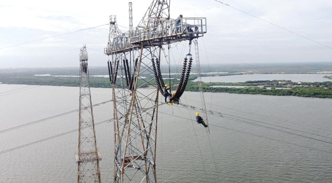 Supervisan trabajos de rehabilitación en línea Tablazo – Cuatricentenario