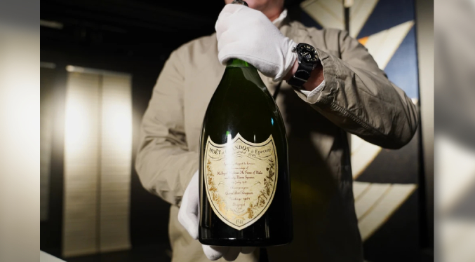 Rara champaña Dom Pérignon de la boda de Carlos y Diana será subastada en Dinamarca