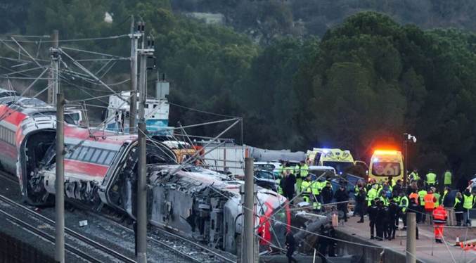 Accidente de trenes en España: 41 muertos y 39 hospitalizados