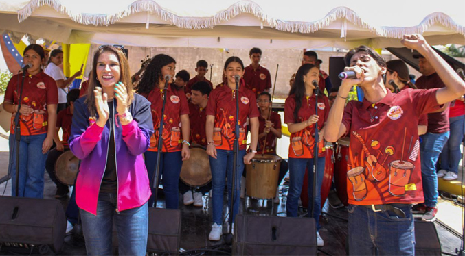 Ana Clara de Di Martino: Se hace justicia social al entregar viviendas y títulos de propiedad