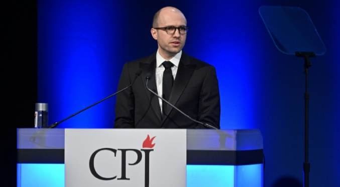 Más de 300 periodistas encarcelados en el mundo para finales de 2025, según el CPJ