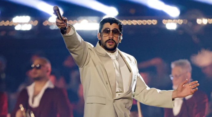 Bad Bunny trae la salsa y reguetón a Lima en el primero de sus dos conciertos en Perú