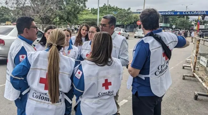 Delegado de la Cruz Roja Internacional verifica flujo migratorio por el puente Simón Bolívar