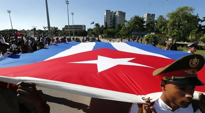 Llegan a Cuba restos de los 32 militares muertos en los ataques de EEUU en Venezuela