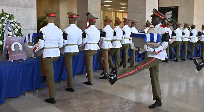 Cuba inicia el homenaje a los 32 militares muertos en Venezuela