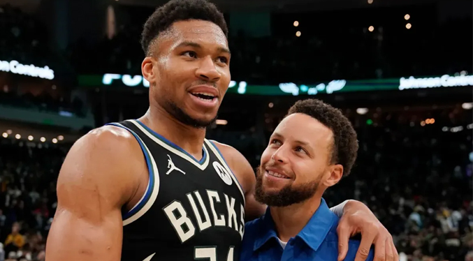 Curry supera en el duelo ante Giannis