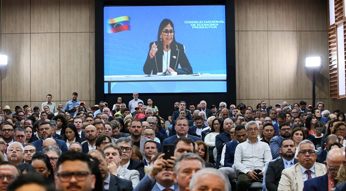Delcy Rodríguez afianza su plan económico con venta de gas y divisas al mercado cambiario