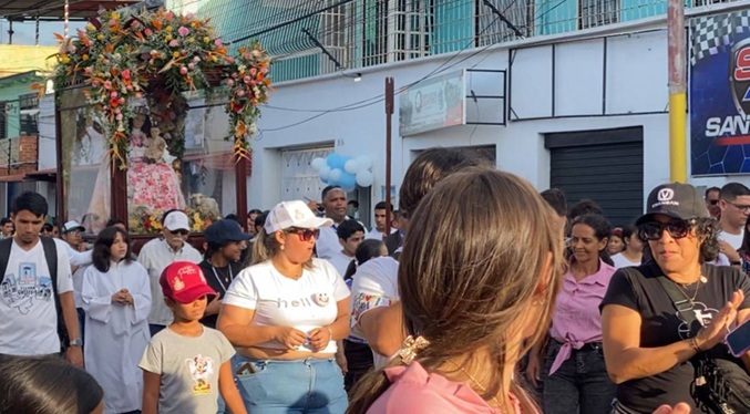 La Divina Pastora inicia peregrinaje por las parroquias de Barquisimeto