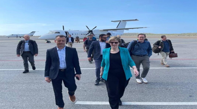 Laura Dogu llega a Caracas para reabrir misión diplomática de EEUU