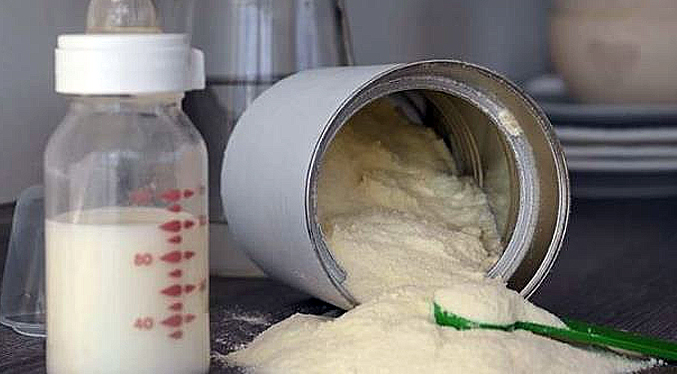 Fiscalía de Francia comienza investigación penal por la muerte de un bebé que ingirió leche Nestlé