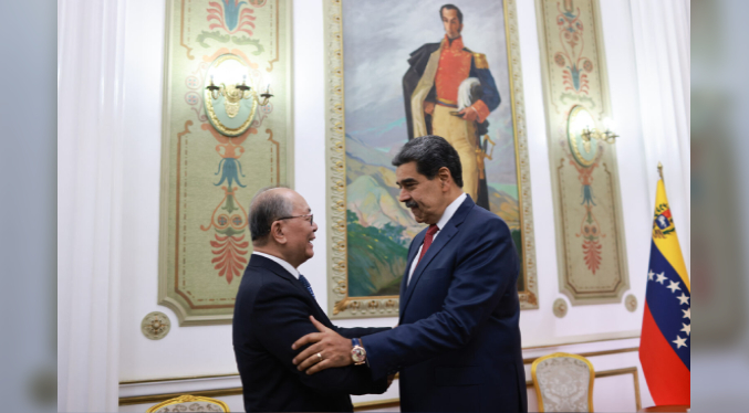 Jefe de Estado se reúne con enviado especial del presidente Xi Jinping en Caracas