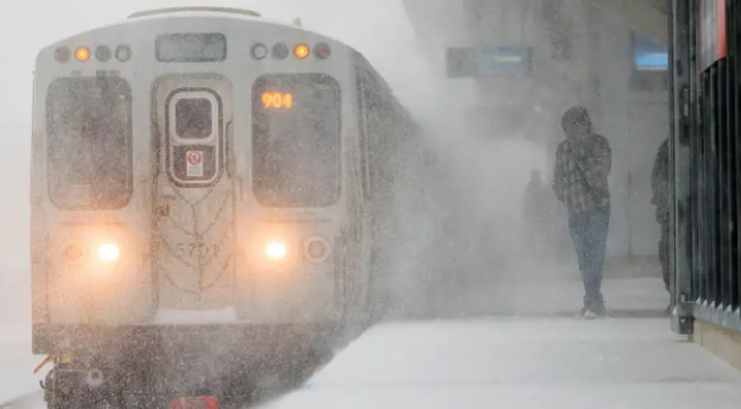Megatormenta de nieve y hielo amenaza Estados Unidos