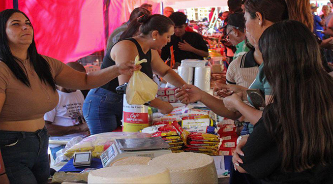 Más de 10 toneladas de alimentos vendidas en jornada de mercados populares