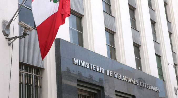 Liberan a otros dos peruanos detenidos en Venezuela