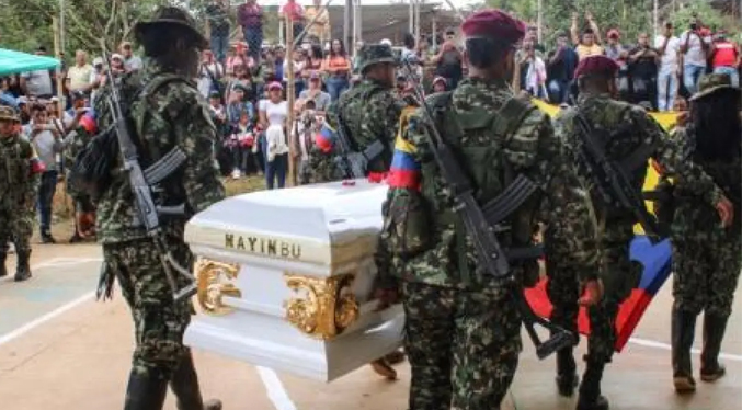 Ejército colombiano confirma 26 muertos en combates entre dos disidencias de las FARC