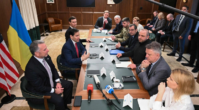 Negociadores ucranianos viajan a EEUU para discutir el plan que busca poner fin a la guerra