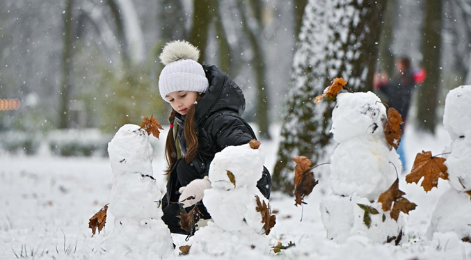 Falta de fondos obliga a Unicef a desatender zonas de Ucrania en preparativos ante el frío