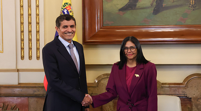 La presidenta Rodríguez evalúa opciones de inversión con Emiratos Árabes