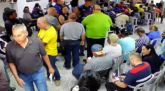 Sede del SEDEMAT amanece abarrotada: Empresarios responden al llamado de Di Martino por incentivos Tributarios