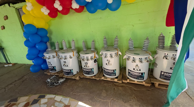 Un total de 140 familias beneficiadas con la entrega de seis transformadores