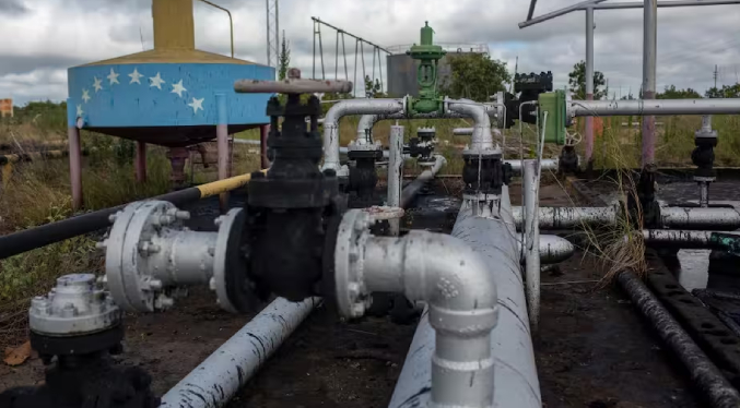 El petróleo sube por la incertidumbre sobre el crudo venezolano